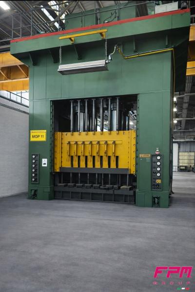 EMANUEL DEA 2000 / Ton 2000 Pressa idraulica a doppio montante