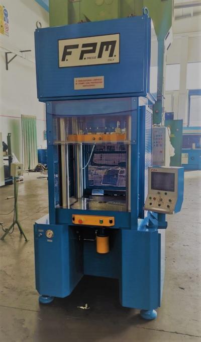 FPM KN1000 / Ton 100 Prensa hydrulica de 4 columnas