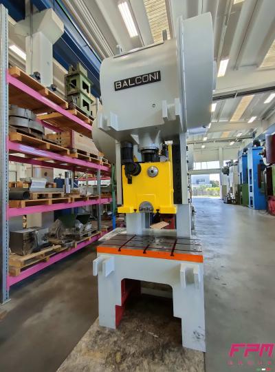 BALCONI MTRS-L 150 / Ton 150 Presse mécanique à col de cygne d'occasion.