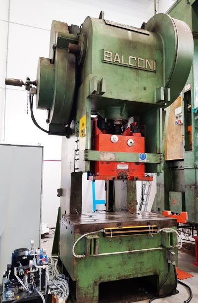 BALCONI MTRS/L / Ton 250 Pressa meccanica a collo di cigno usata, per stampaggio lamiera