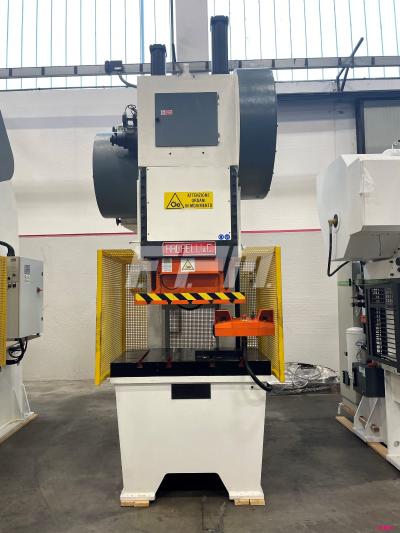 Radaelli / Ton 100 Mechanical c-frame press for cold stamping