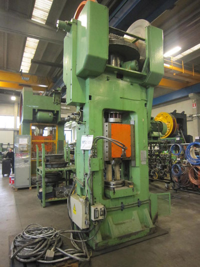 OSTERWALDER FPN HS Ø180 mm Spindelpresse-  Friktionsspindelpresse zum Schmieden